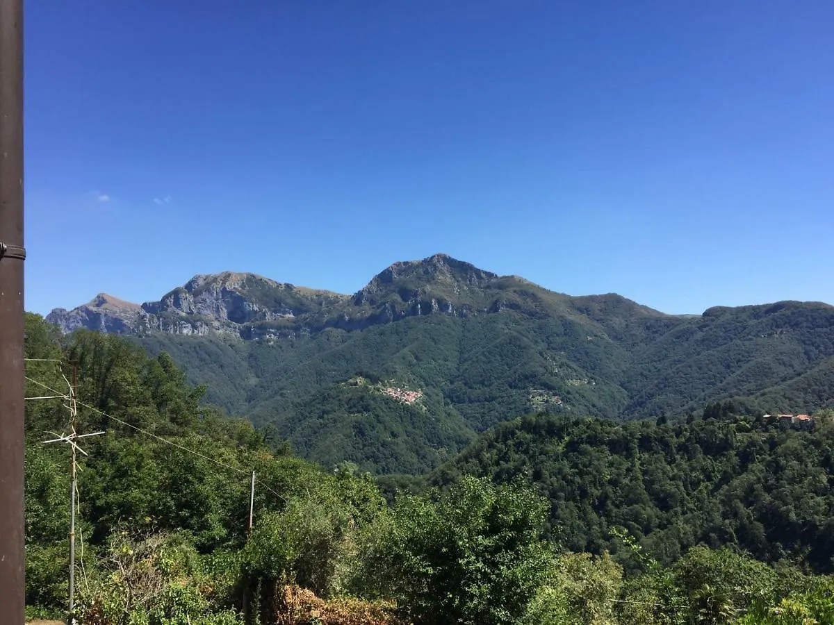 Il Frutteto Natura A Relax Stazzema بيت للعطل