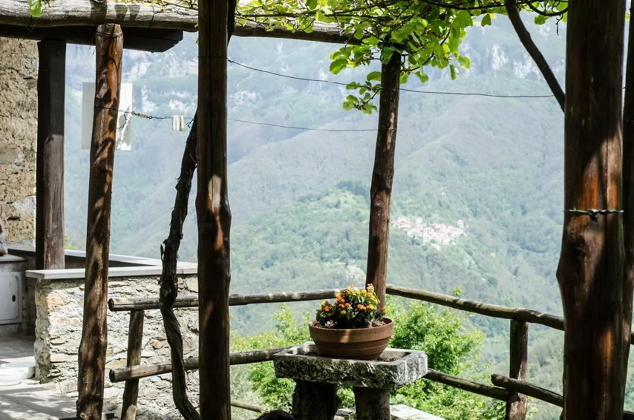 Il Frutteto Natura A Relax Stazzema بيت للعطل